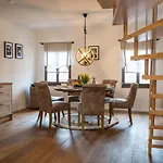 Apartamento Suite Home Apartments