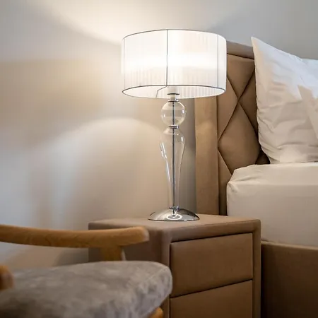 Suite Home Apartments 아파트 *