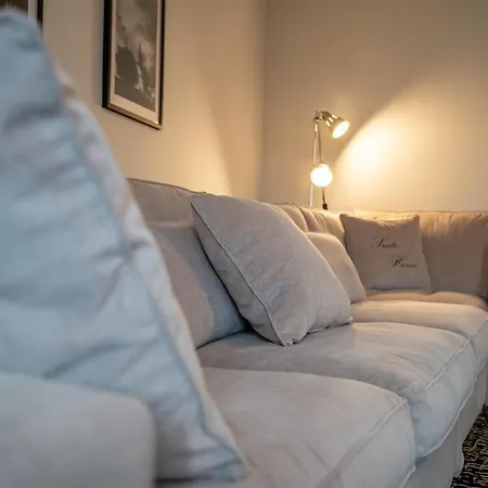 Suite Home Apartments *