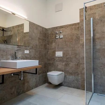 Suite Home Apartments 아파트
