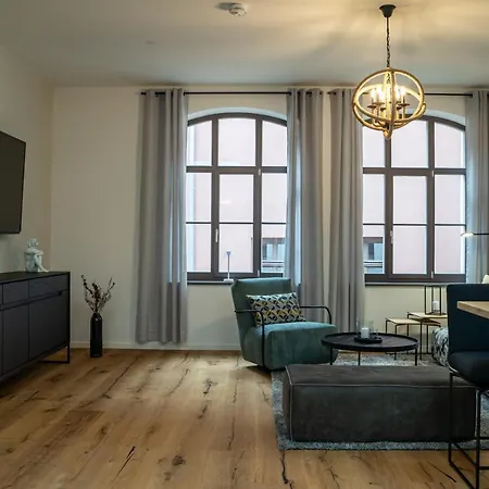 アパート Suite Home Apartments *