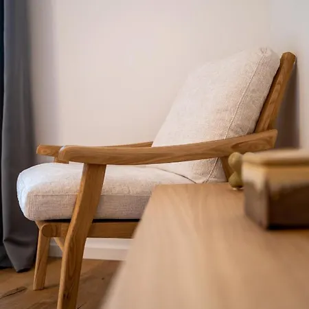 Suite Home Apartments *