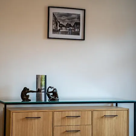 Suite Home Apartments 아파트