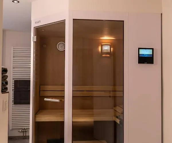 Suite Home Apartments شقة *