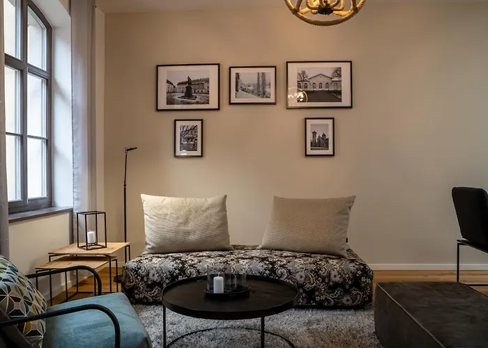 Suite Home Apartments فايمر