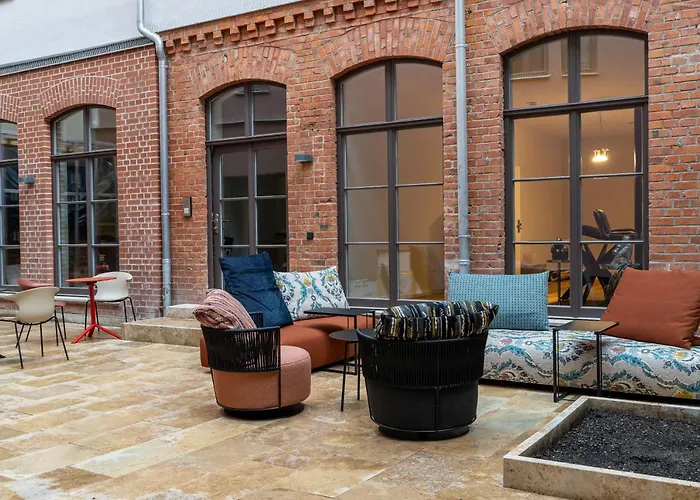 Suite Home Apartments *