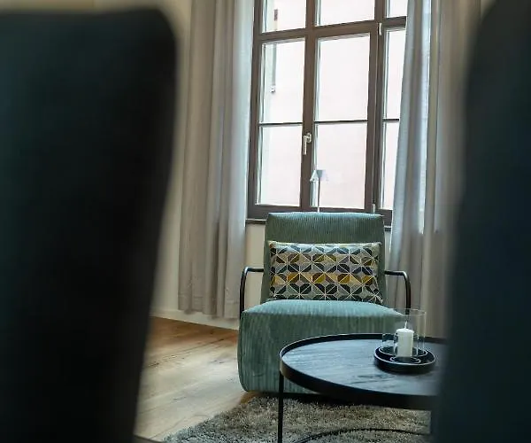 アパート Suite Home Apartments