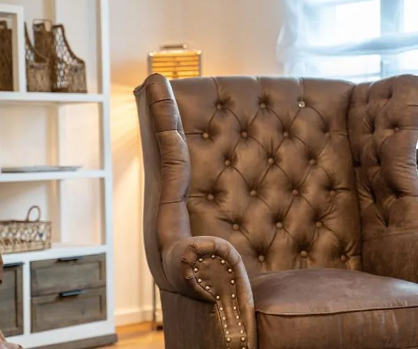 Suite Home Apartments شقة فايمر