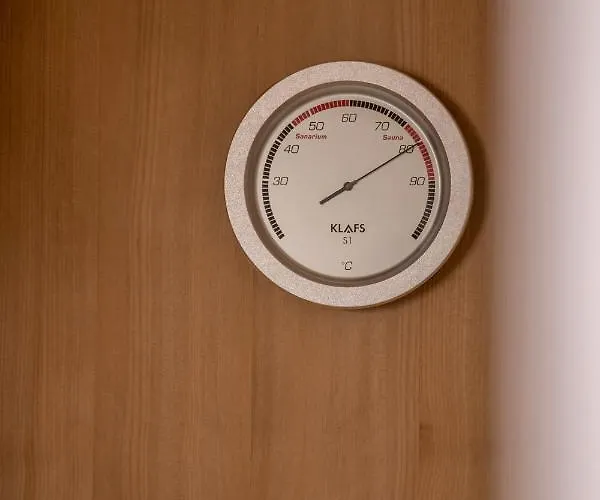 Suite Home Apartments *