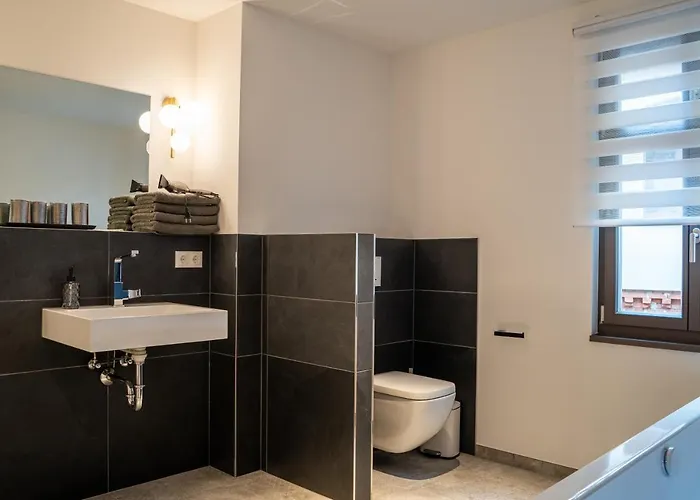 Suite Home Apartments شقة