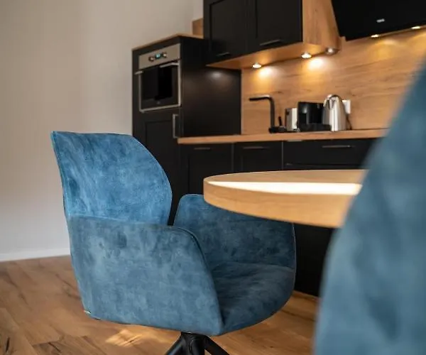 Suite Home Apartments アパート *