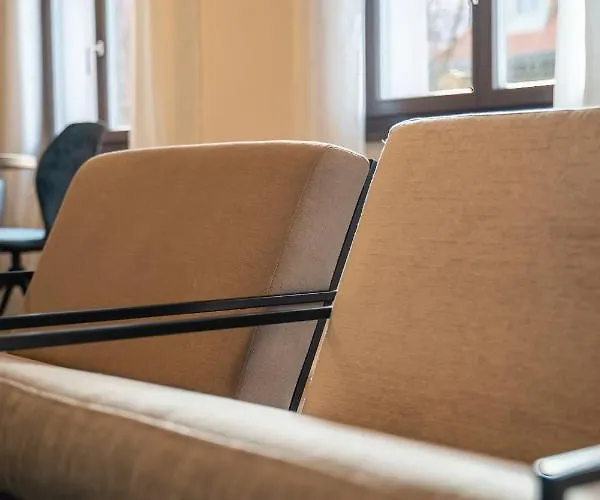 Suite Home Apartments *